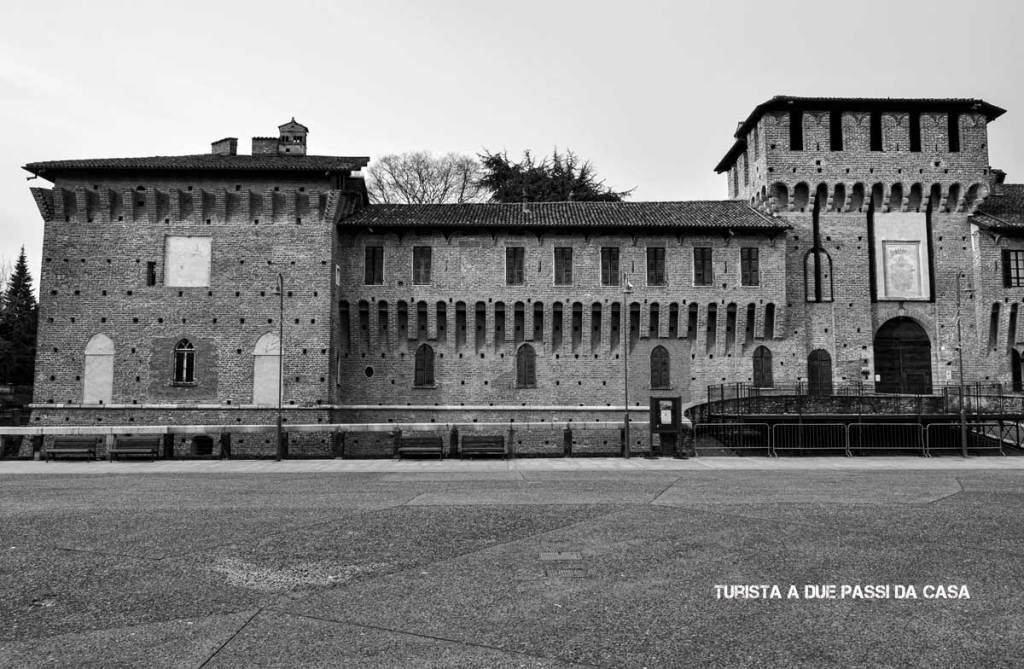 Galliate, il castello - Turista a due passi da casa