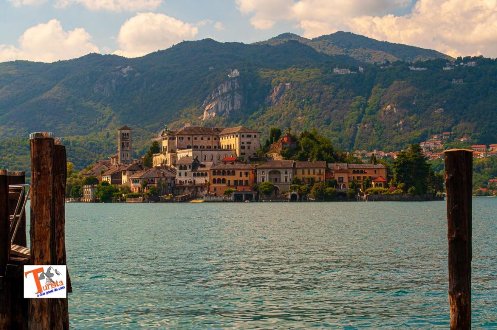 Lacus Clisius o Lacus Cusius? Il lago d’Orta,  nelle prealpi piemontesi, legato a San Giulio e a Gianni&nbsp;Rodari