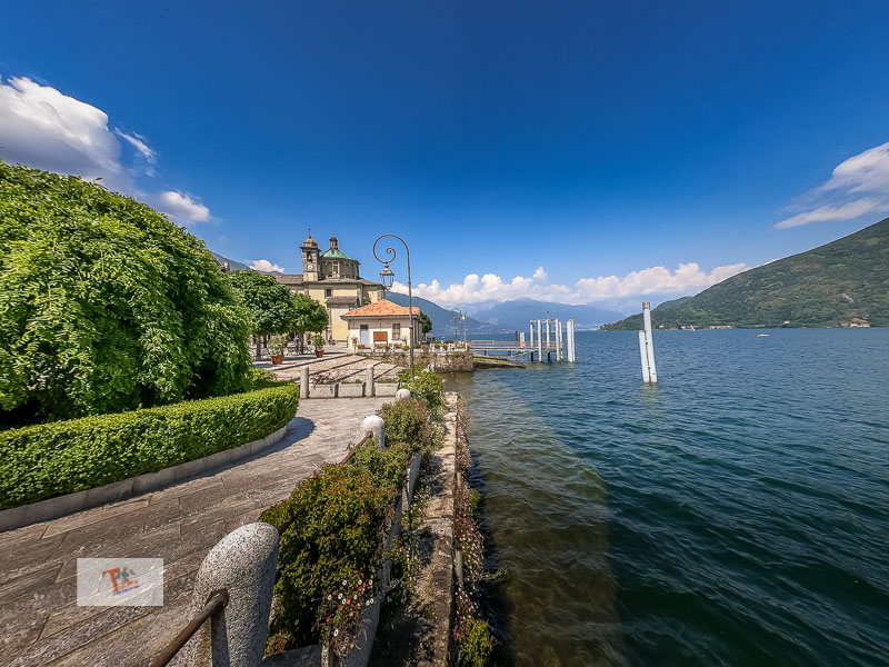 Cannobio, lungolago - Turista a due passi da casa