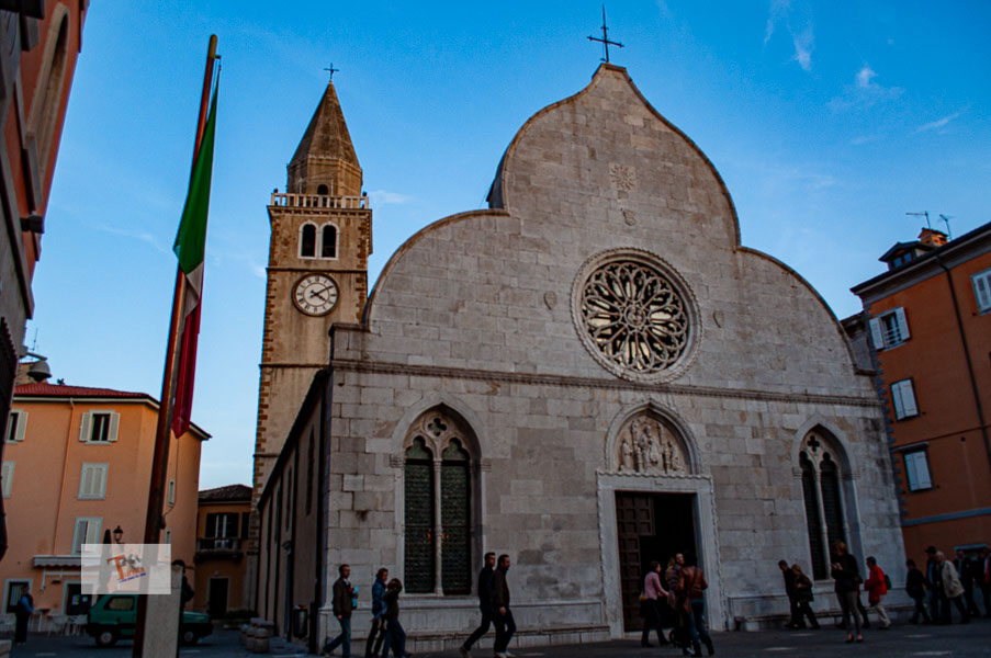 Muggia, duomo- Turista a due passi da casa