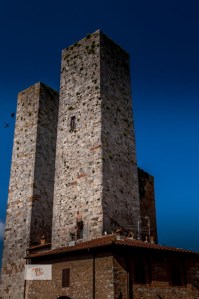 San Gimignano, torri gemelle - Turista a due passi da casa