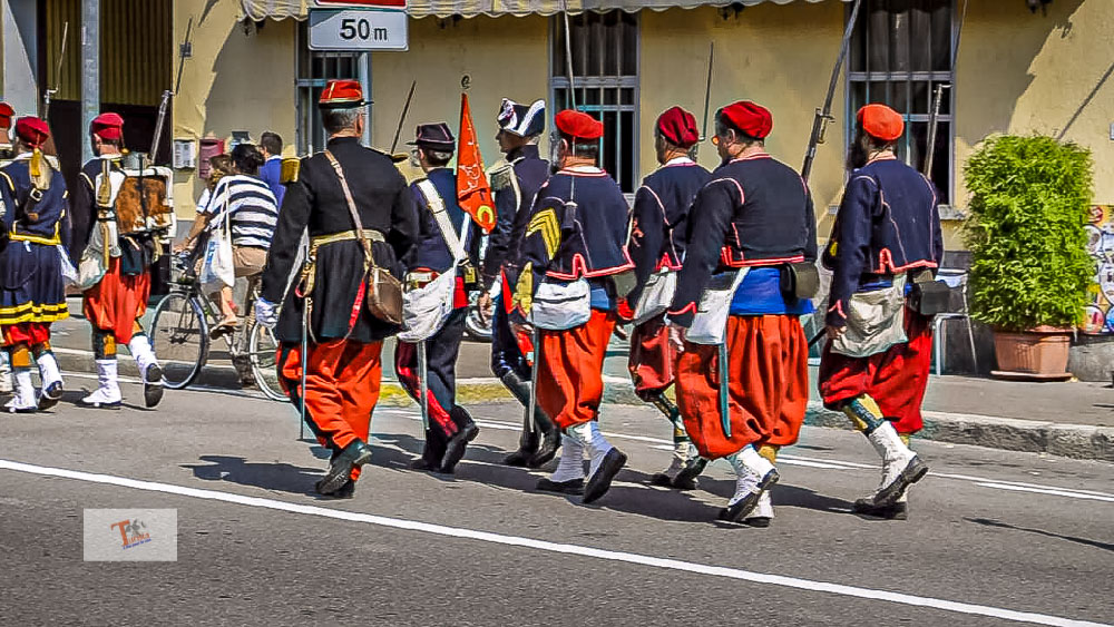 Magenta, sfilata rievocazione battaglia 01 - Turista a due passi da casa