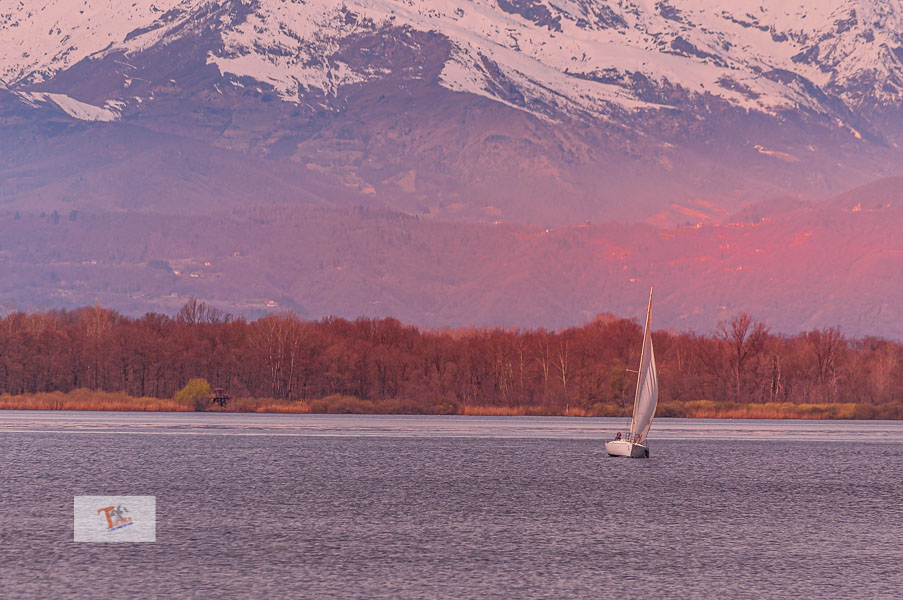 Roppolo, barca sul lago di Viverone- Turista a due passi da casa