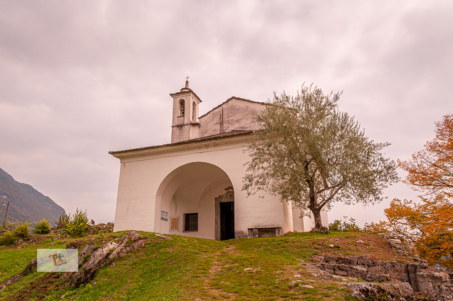 Isola Comacina, chiesa di san Giovanni 2 - Turista a due passi da casa