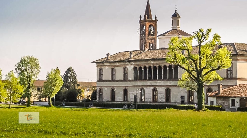 Bernate Ticino, Palazzo Visconti e cupola Canonica - Turista a due passi da casa