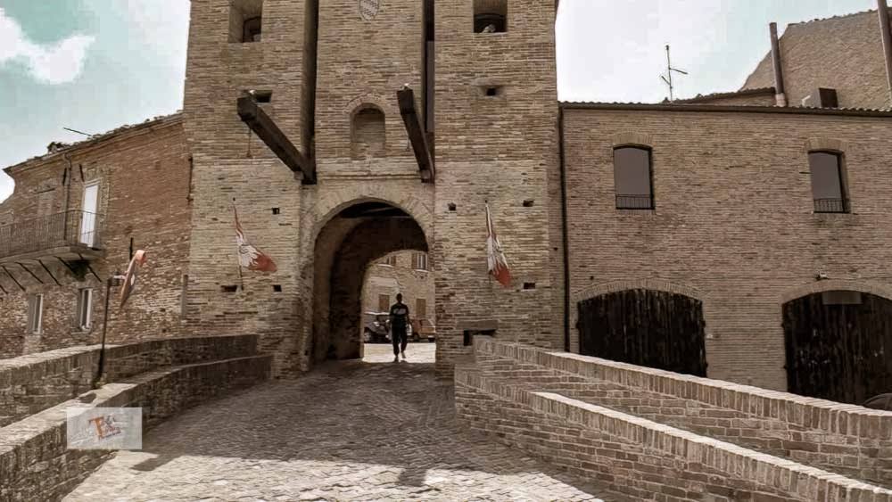 Mondaino, Porta Marina - Turista a due passi da casa