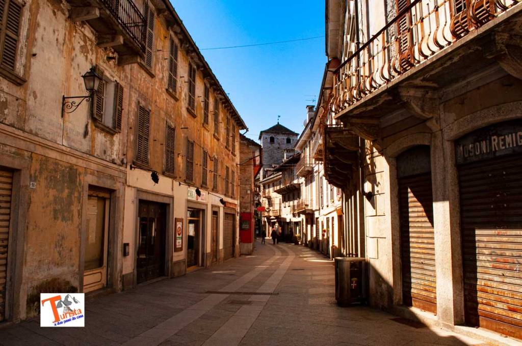 Domodossola, Via Briona - Turista a due passi da casa