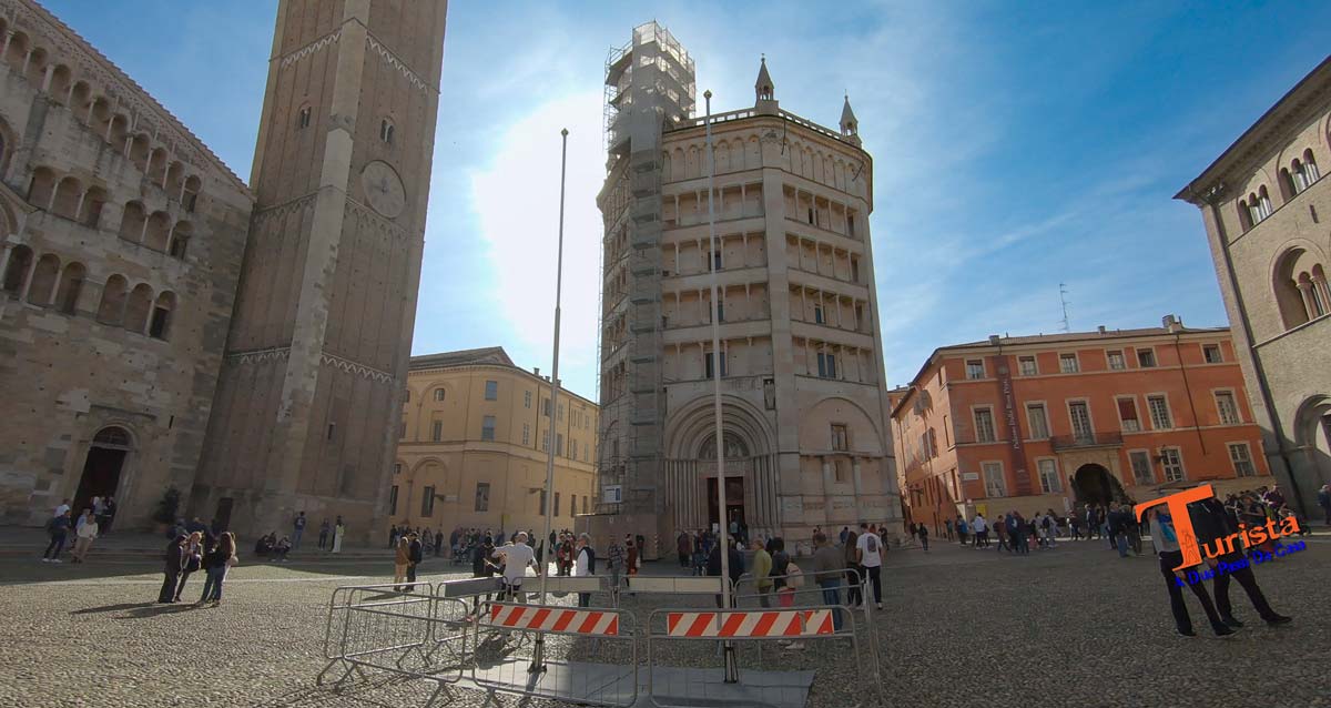 Parma, Battistero - Turista A Due Passi Da Casa