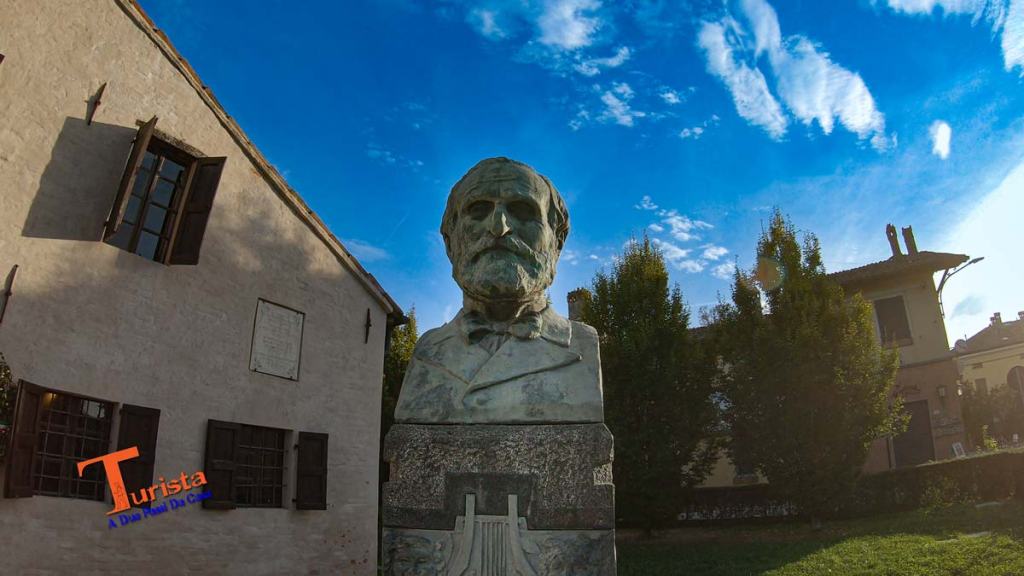 Roncole Verdi, busto e casa Giuseppe Verdi - Turista A Due Passi Da Casa