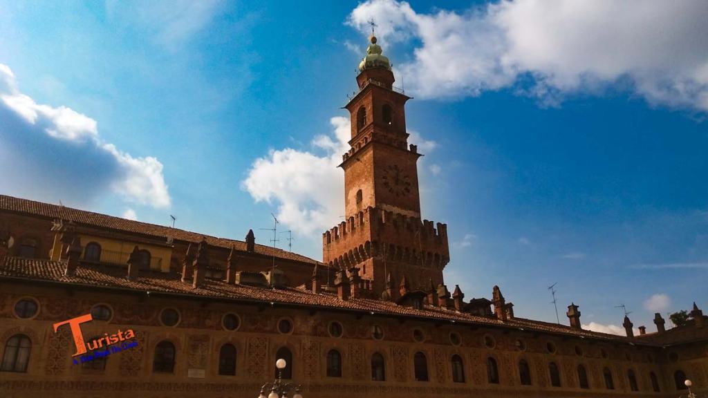 Vigevano, Piazza Ducale, Torre del Bramante- Turista A Due Passi Da Casa