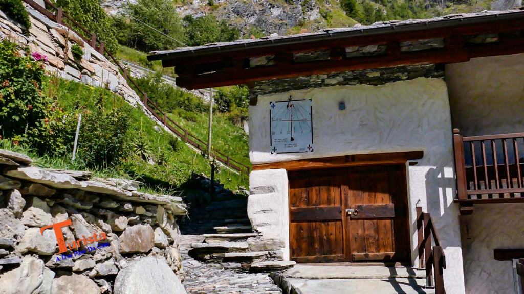 Bellino, una delle meridiane - Turista A Due Passi Da Casa