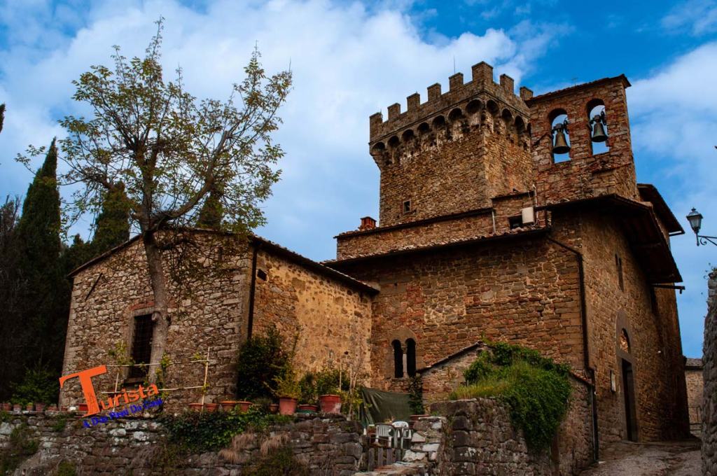 Gargonza, Turista A Due Passi Da Casa