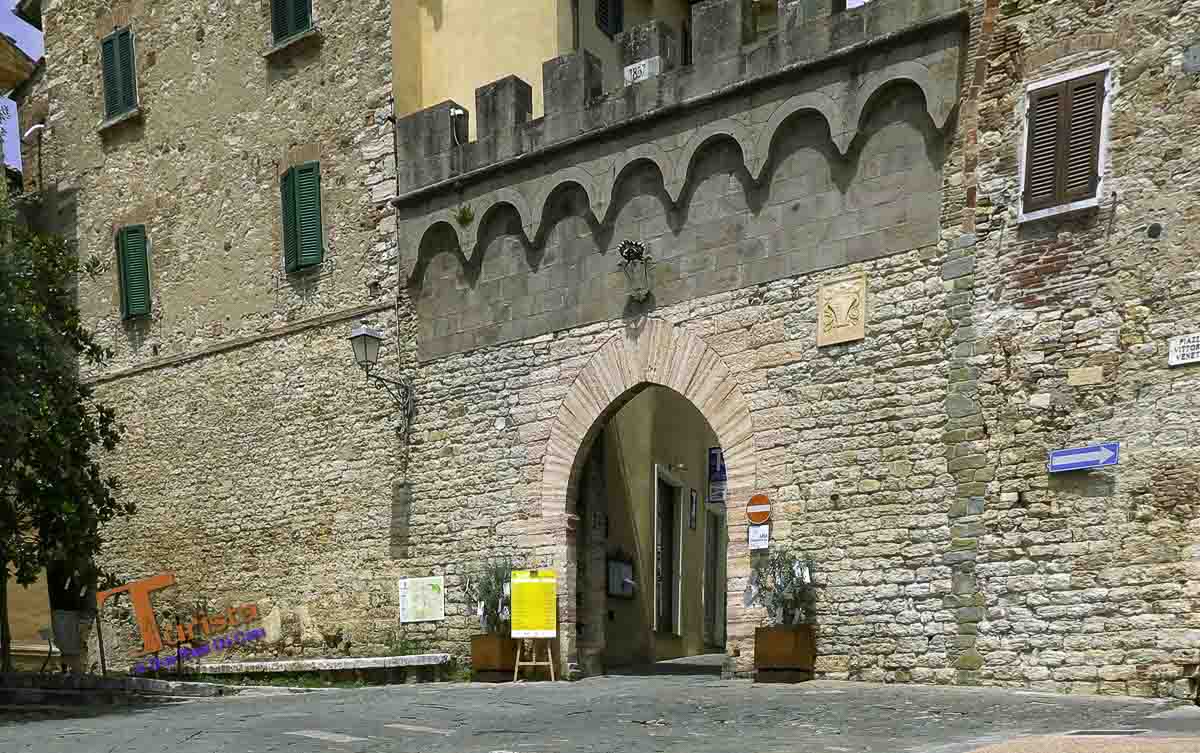 Suvereto, porta Mare- Turista A Due Passi Da Casa