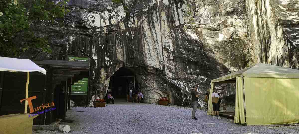 Levigliani, Grotte Antro del Corchia, ingresso- Turista A Due Passi Da Casa