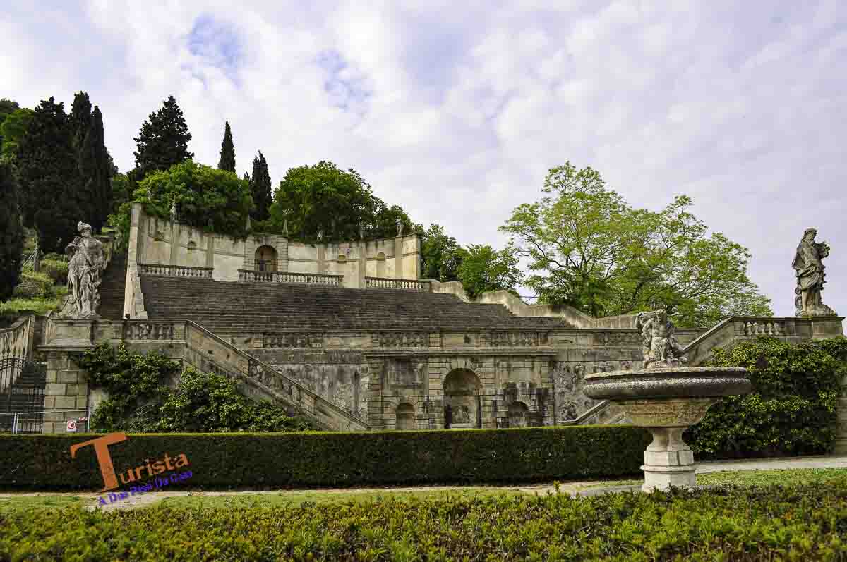 Monselice, esedra di Villa Duodo - Turista A Due Passi Da Casa