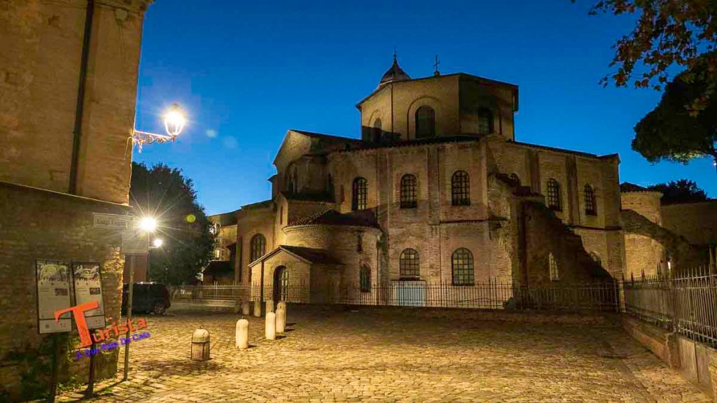 Ravenna, San Vitale - Turista A Due Passi Da Casa