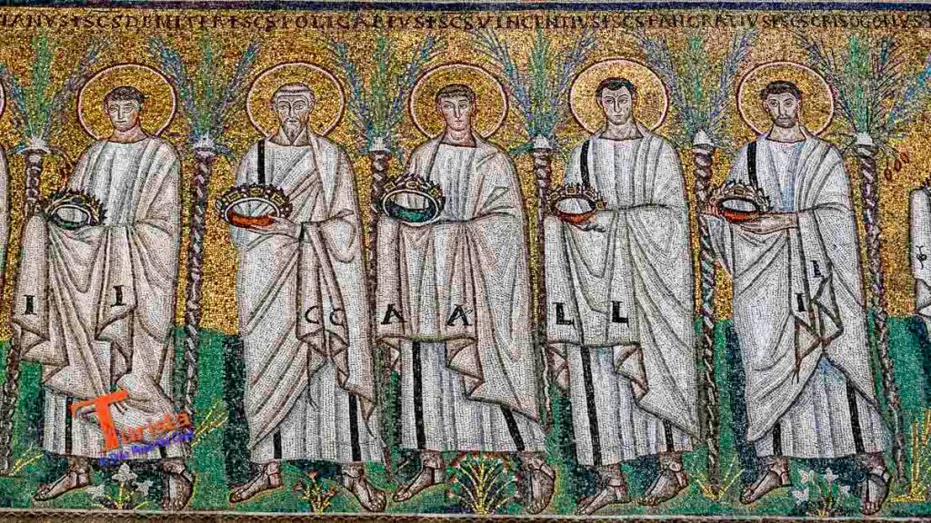 Ravenna, Sant'Appollinare Nuovo - Turista A Due Passi Da Casa