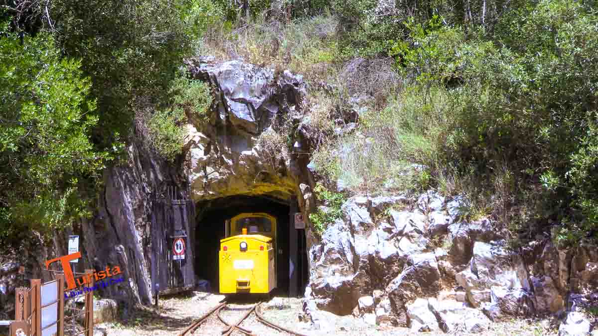 Parco Archeominerario San Silvestro, Galleria Lanzi-Temperino arrivo treno- Turista A Due Passi Da Casa