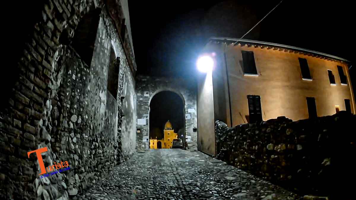 Solferino, verso piazza castello - Turista A Due Passi Da Casa
