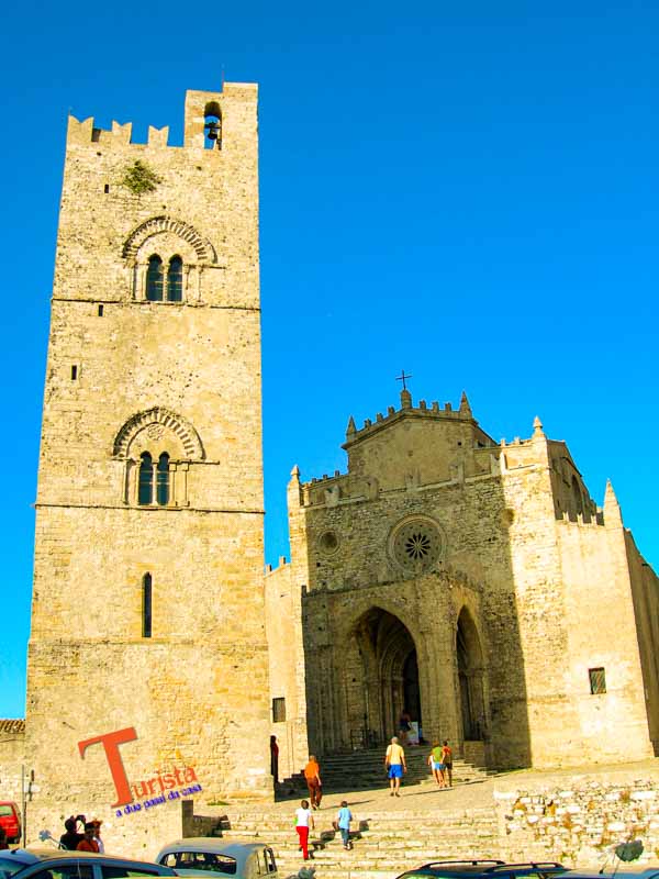 Erice, Duomo- Turista A Due Passi Da Casa