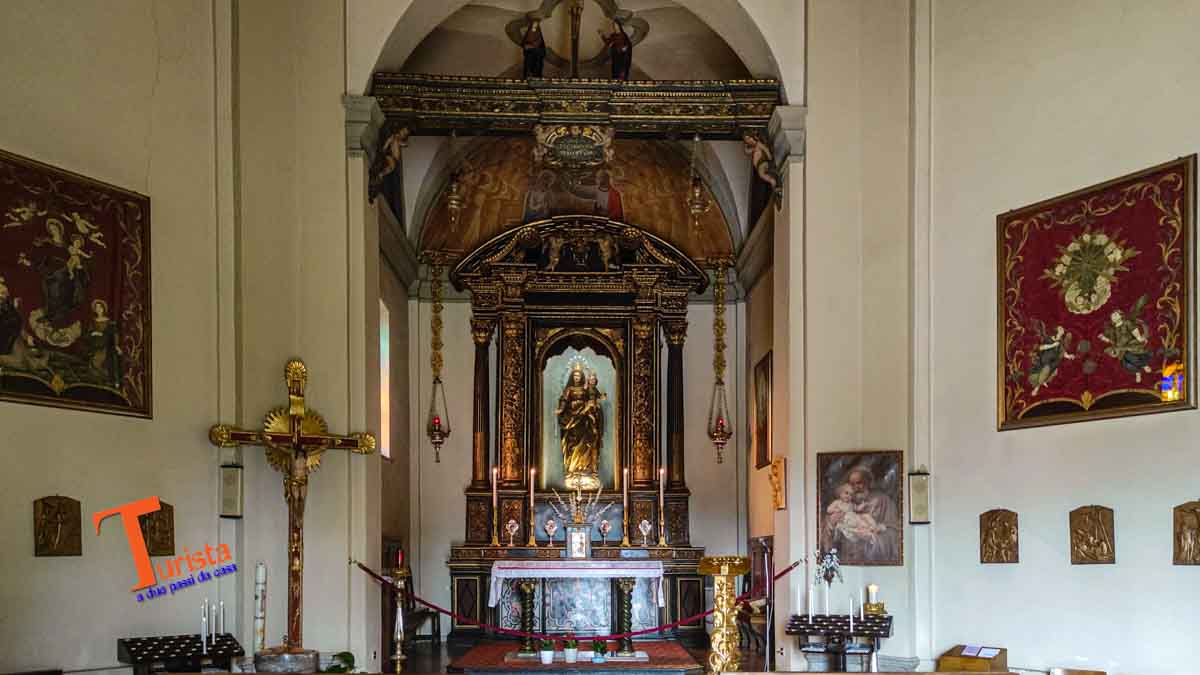 Lago di Comabbio, Comabbio, Santuario, l'altare - Turista A Due Passi Da Casa