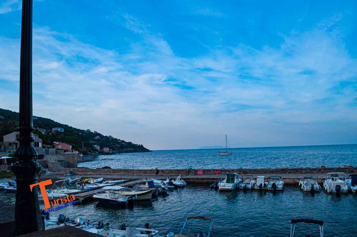 Cap Corse, Erbalunga, il porto - Turista A Due Passi Da Casa