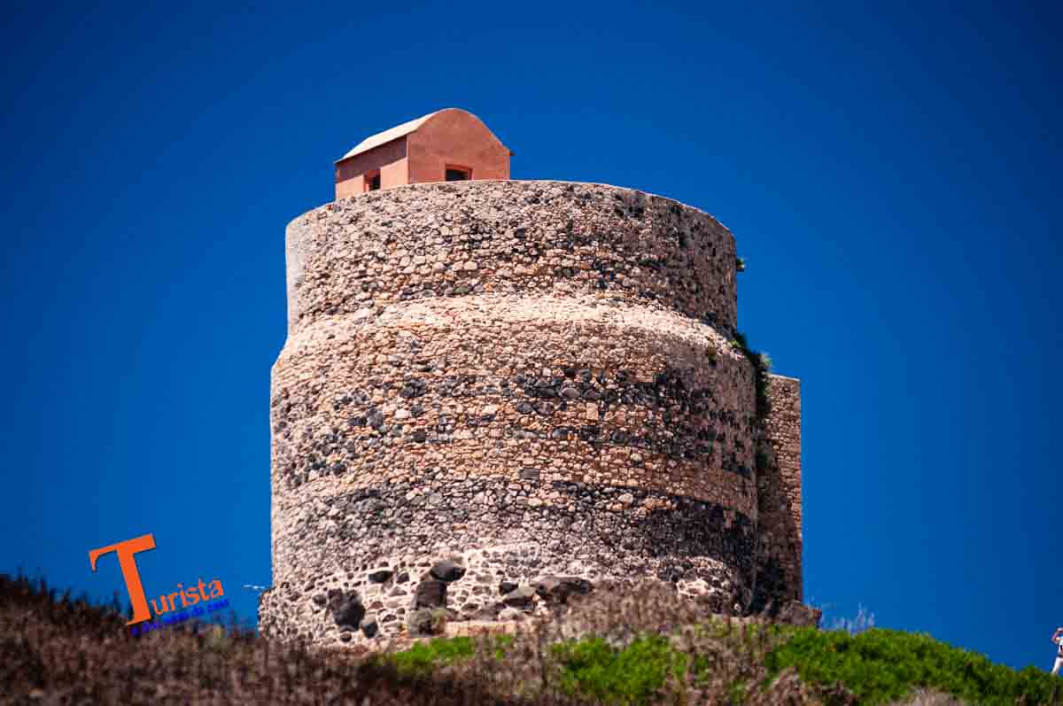 Penisola Sinis, verso Capo San Marco, torretta - Turista A Due Passi Da Casa