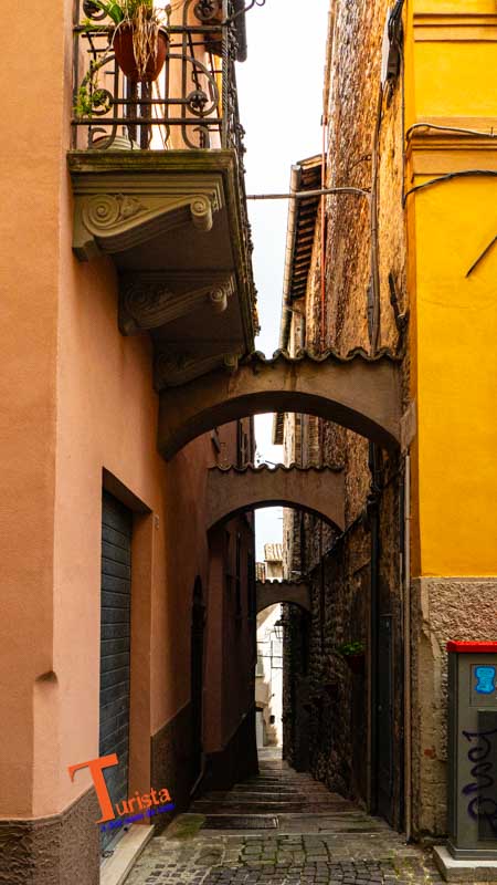 Cagli, scorcio cittadino - Turista a Due Passi Da Casa