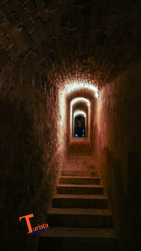 Cagli, Torrione, camminamento sotterraneo - Turista a Due Passi Da Casa