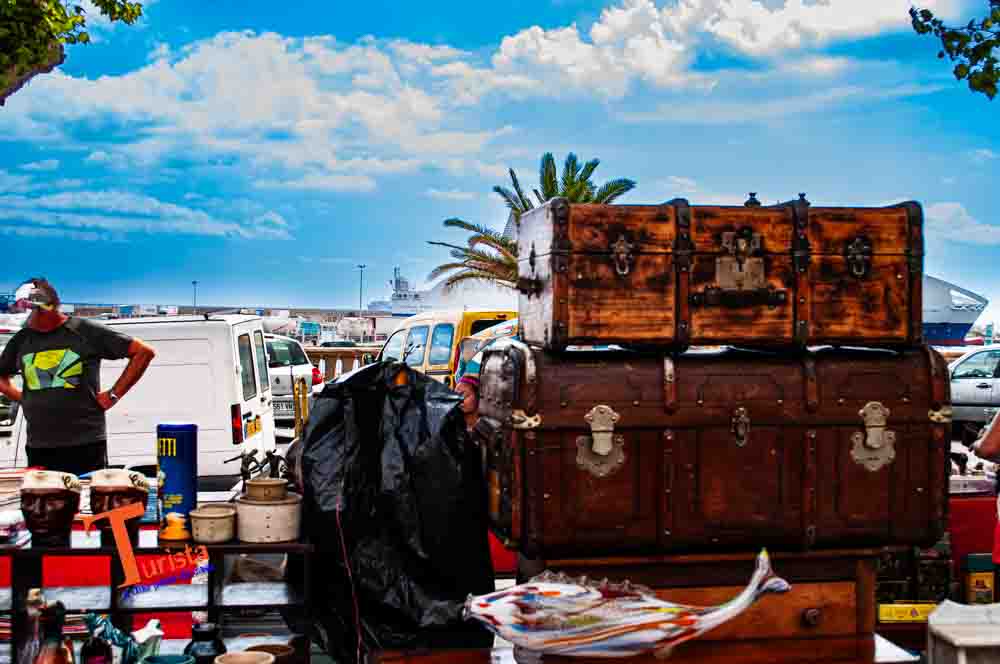 Bastia, mercato delle pulci - Turista a Due Passi Da Casa