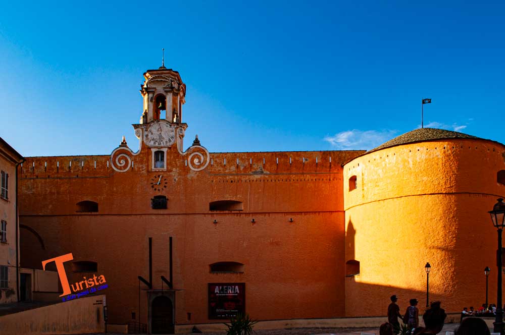 Bastia, Palazzo del Governatore - Turista a Due Passi Da Casa