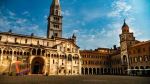 Modena, Piazza Grande- Turista a Due Passi Da Casa