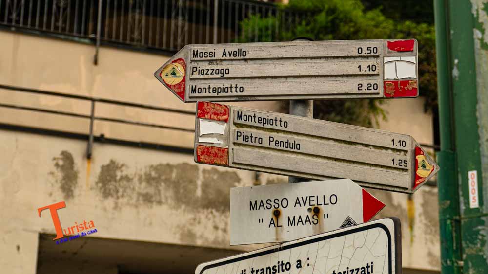 Torno, inzio trekking per Montepiatto - Turista a Due Passi Da Casa