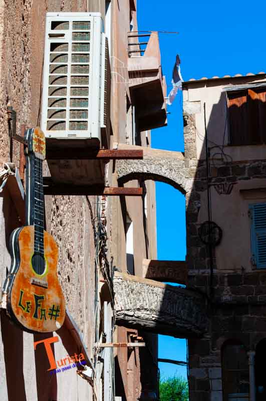 Bonifacio, scorcio cittadino- Turista a Due Passi Da Casa