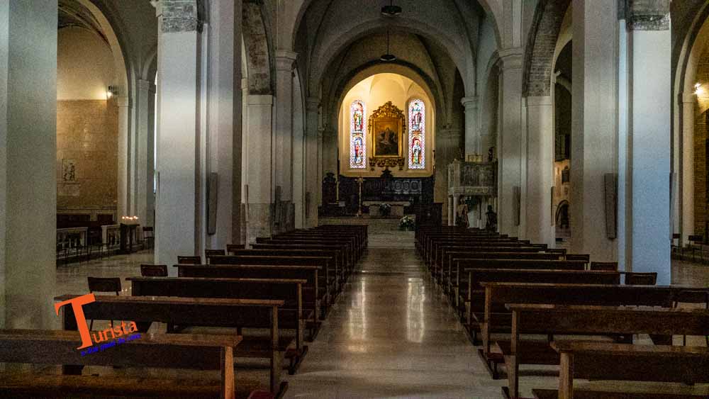 Fano, cattedrale Santa Maria assunta, interno - Turista a Due Passi Da Casa