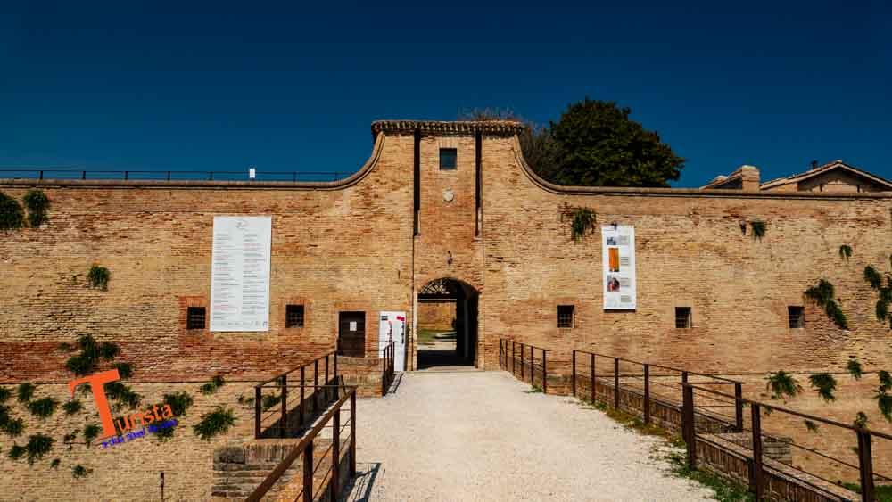 Fano, Rocca Malatesiana - Turista a Due Passi Da Casa