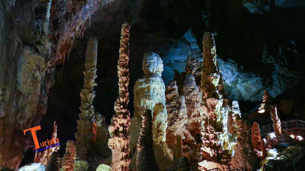 Grotte di Frasassi - Turista a Due Passi Da Casa