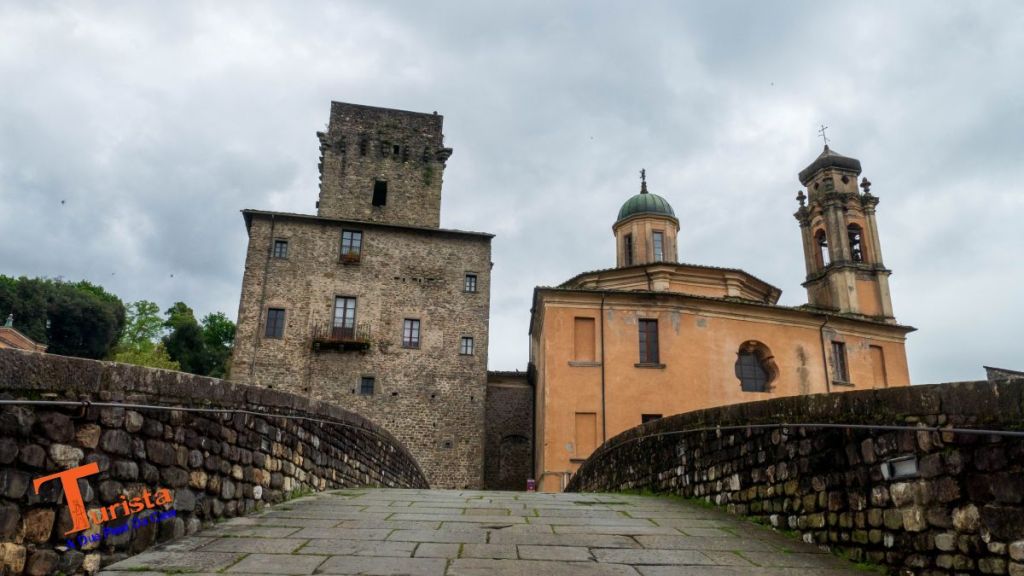 Pontremoli, Ponte del Giubileo - Turista A Due Passi Da Casa
