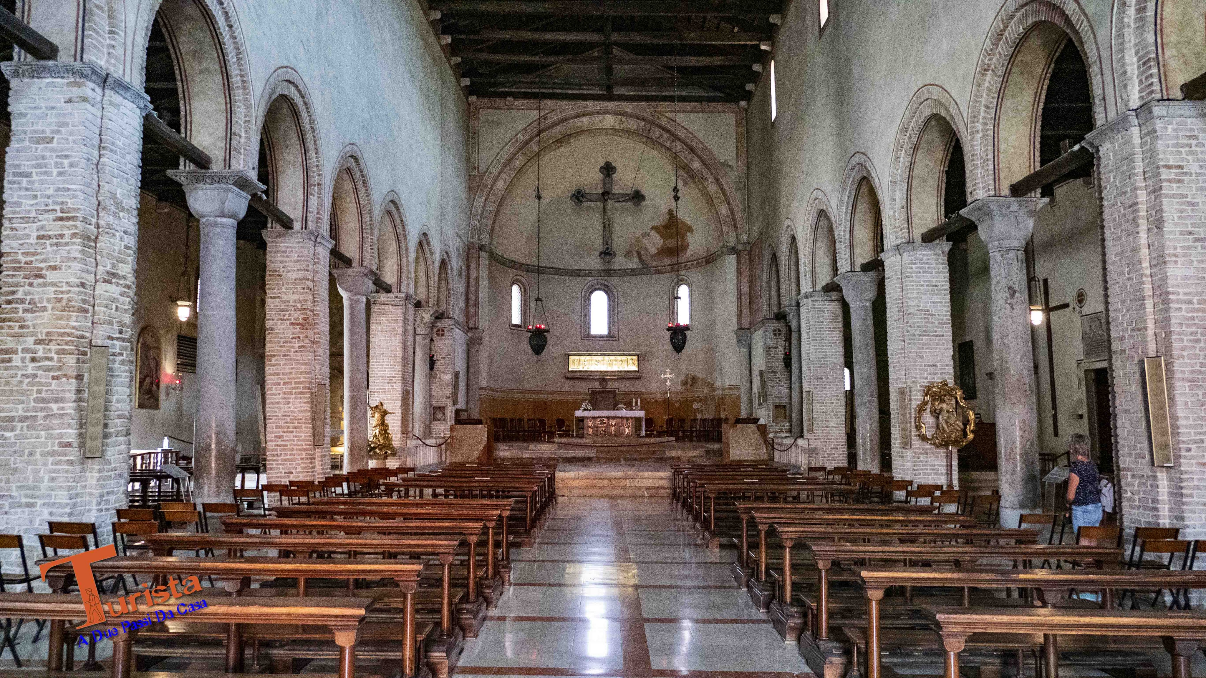 L'Interno del duomo di Santo Stefano a Caorle - Turista A Due Passi Da Casa