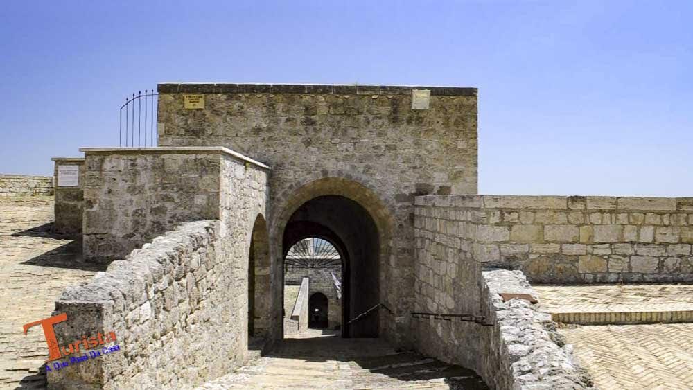 La Rocca di Civitella del Tronto (Te), Il bastione di San Giovanni - Turista A Due Passi Da Casa
