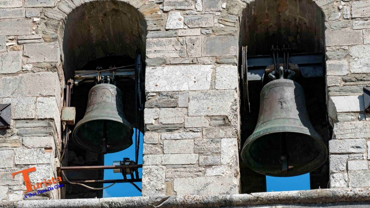 Pietrabbondante, particolare del campanile della chiesa di Santa Maria Assunta - Turista A Due Passi Da Casa