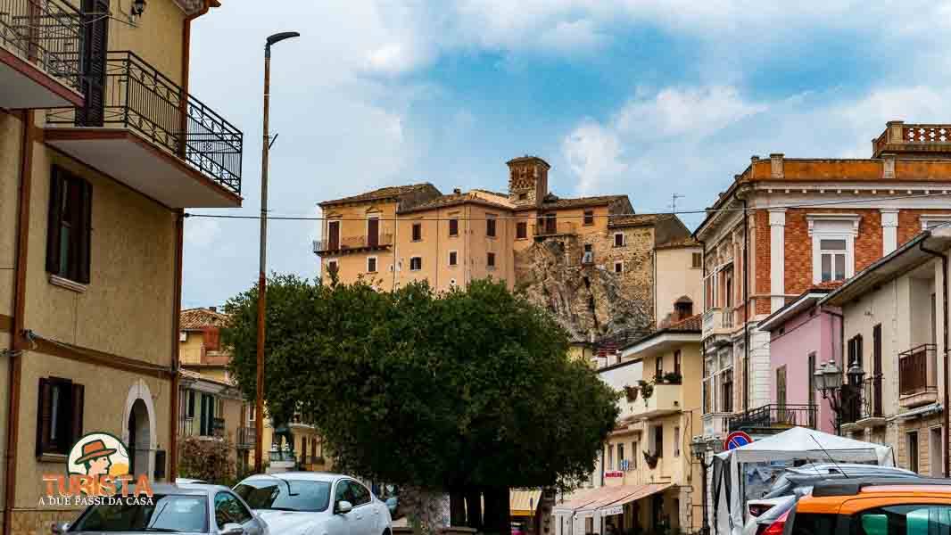 Scorcio cittadino sul borgo molisano di Bagnoli del Trigno - Turista A Due Passi Da Casa