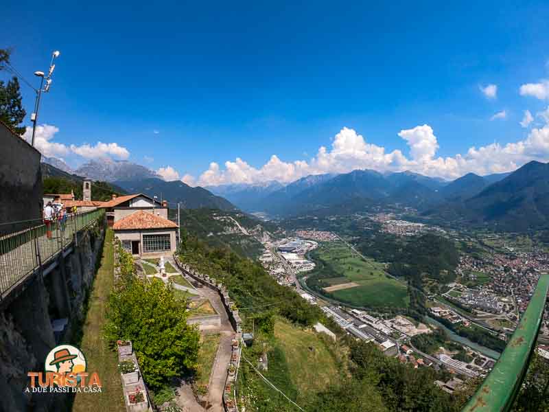 Convento SS Annunciata di Piancogno, il panorama sulla valle - Turista A Due Passi Da Casa