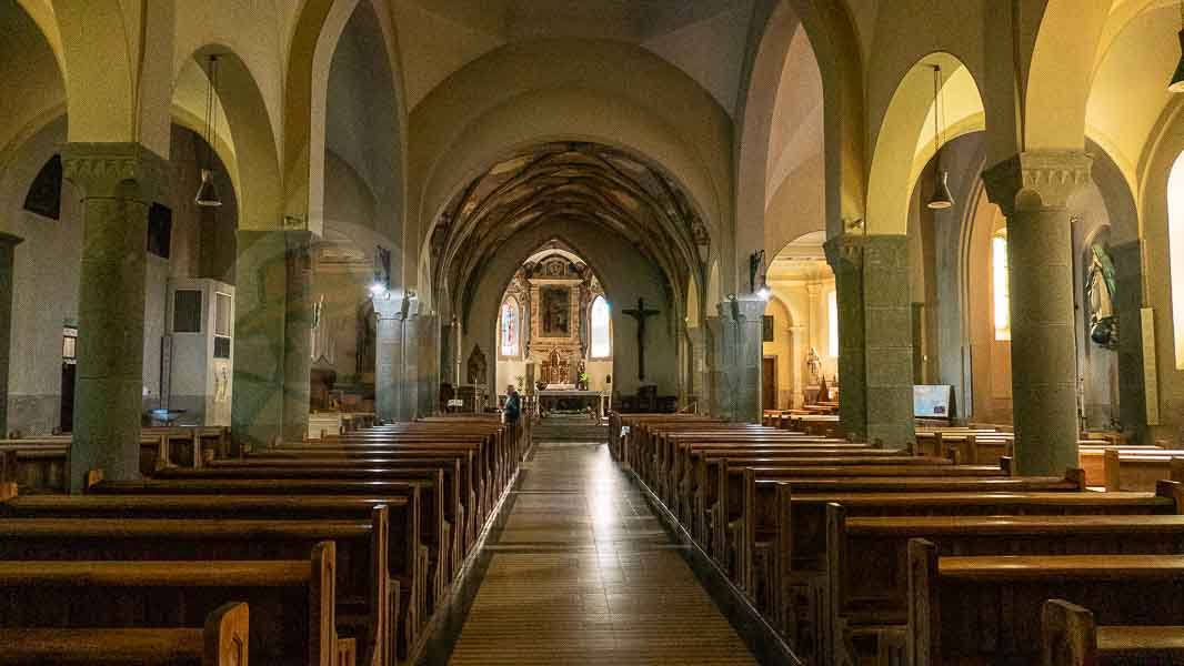 L'interno della chiesa di San Vigilio a Moena - Turista A Due Passi Da Casa