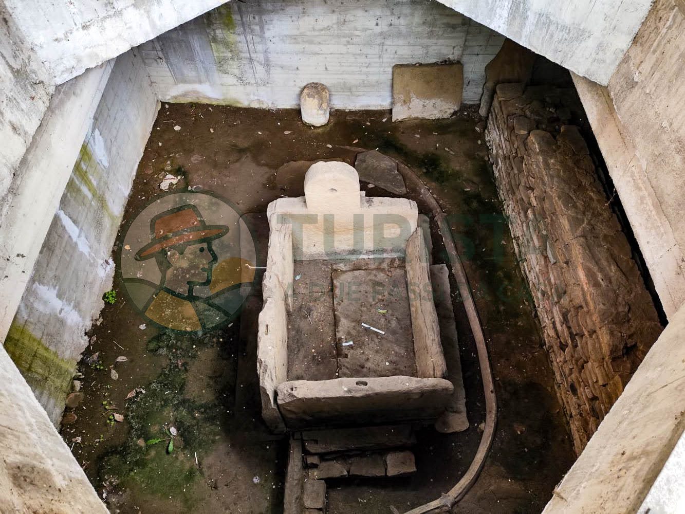 I resti della Fontana Romana di Acqui Terme, Turista A Due Passi Da Casa