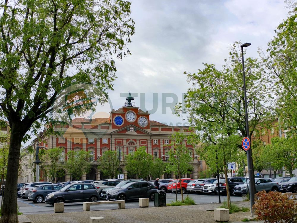Il Palazzo Rosso di Alessandria, Turista A Due Passi Da Casa