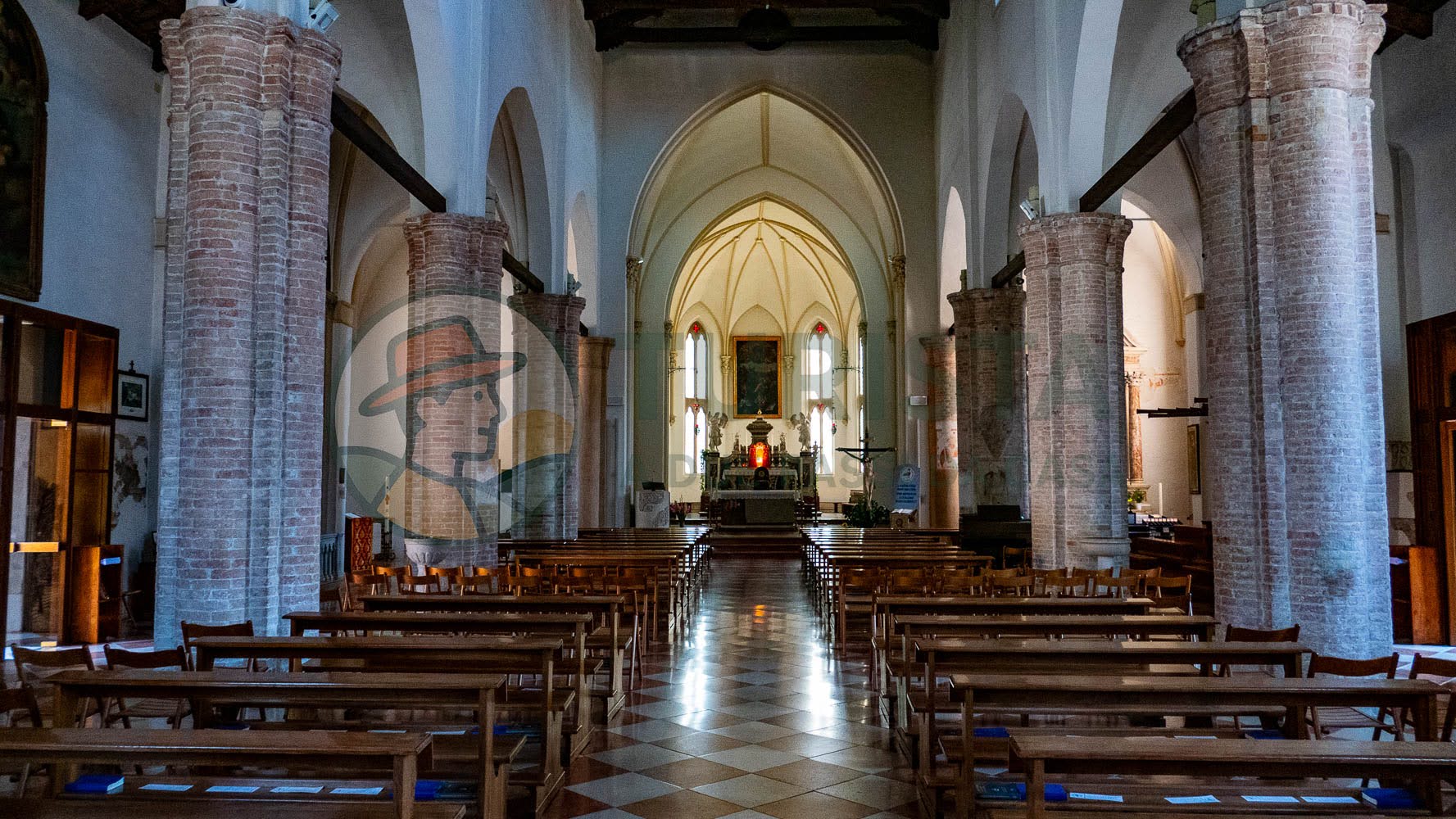 L'interno della Cattedrale di Santo Stefano a Concordia Saggitaria - Turista A Due Passi Da Casa